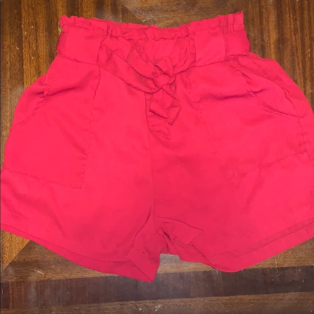 Maze HighRise flowy shorts. Maroon in color